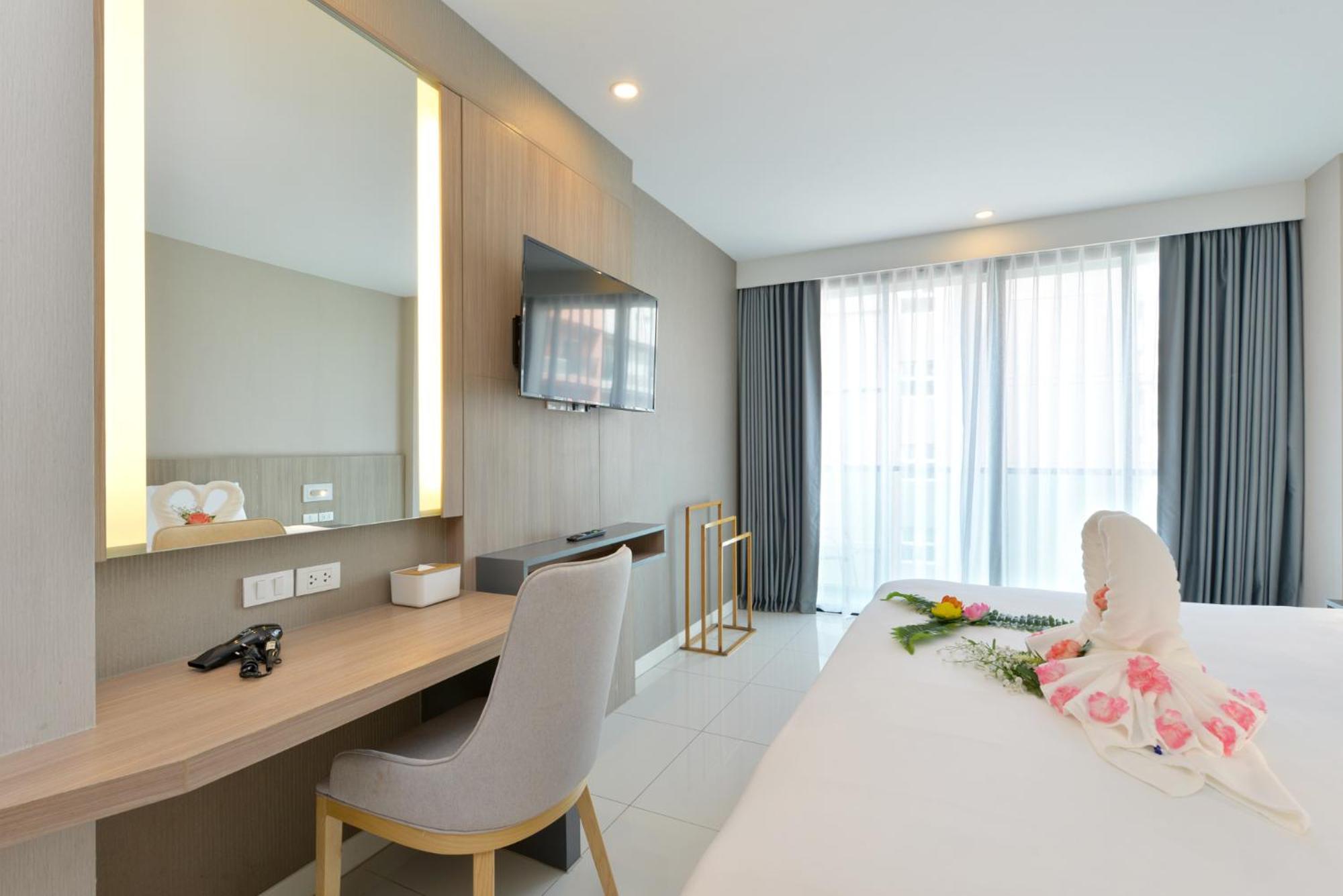 קאטו Grace Patong Hotel מראה חיצוני תמונה